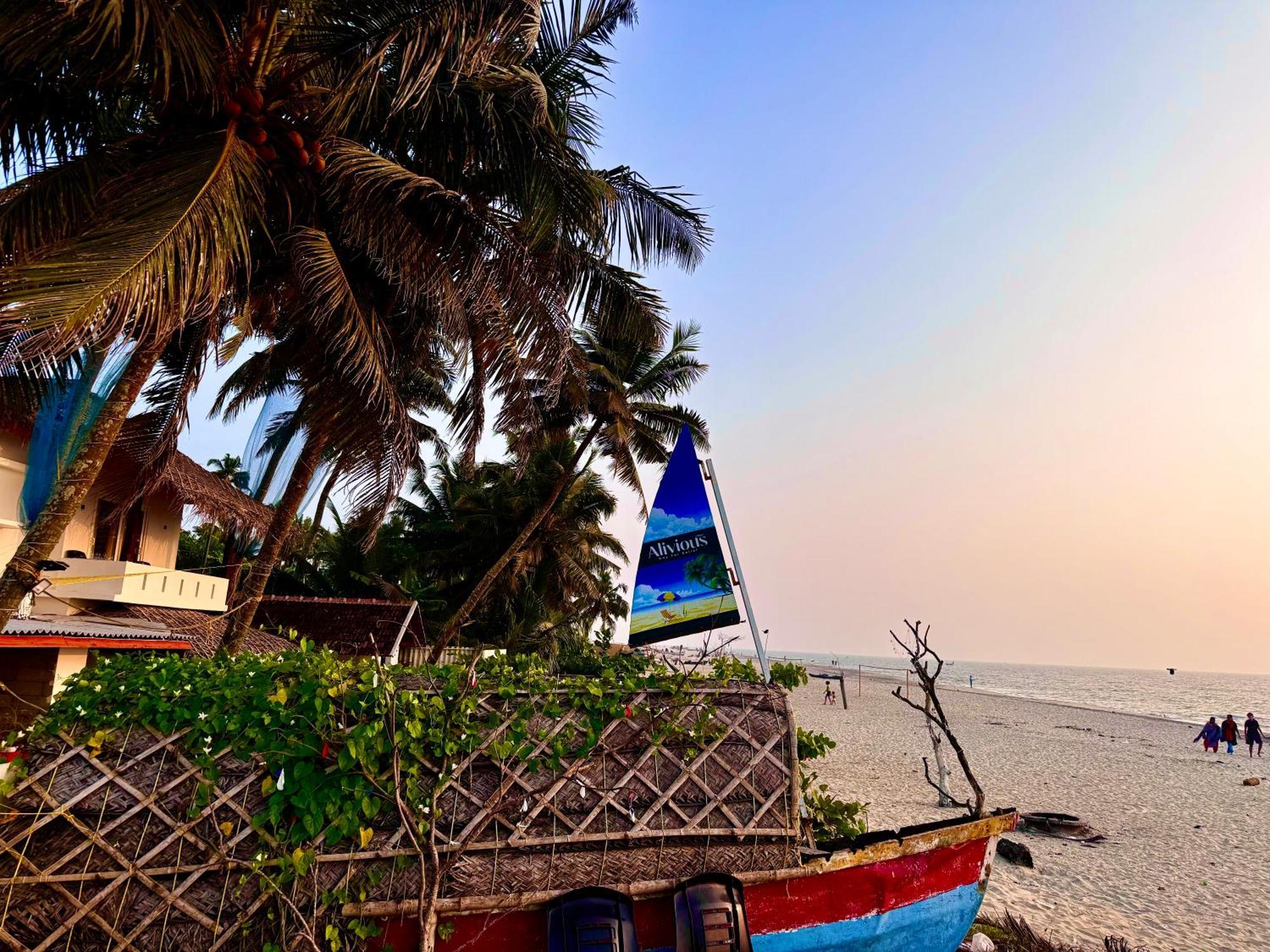 Alivious Beach Homestay Alappuzha Екстер'єр фото