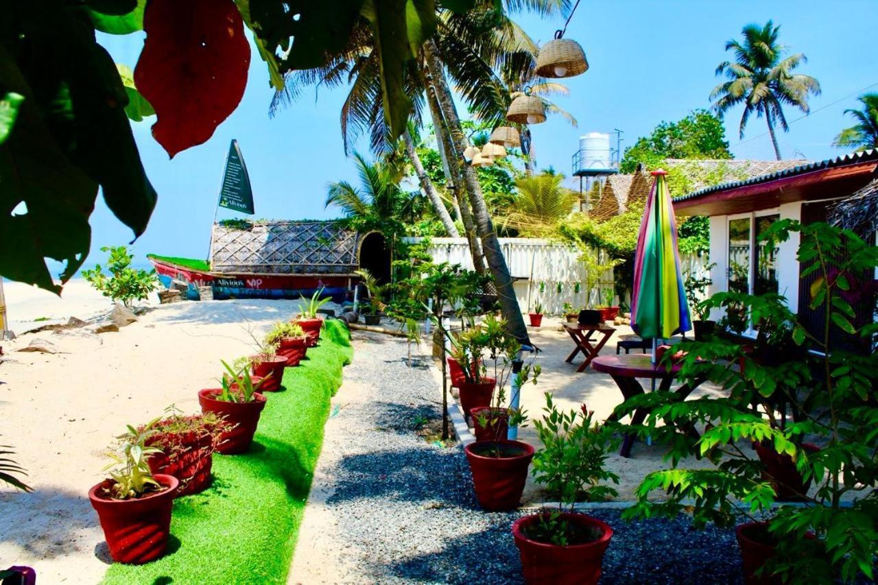 Alivious Beach Homestay Alappuzha Екстер'єр фото